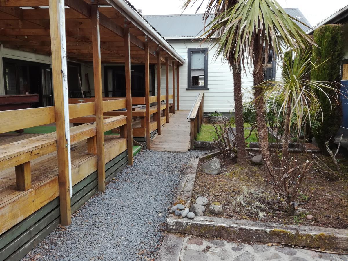 Raurimu Slalom Lodge מראה חיצוני תמונה
